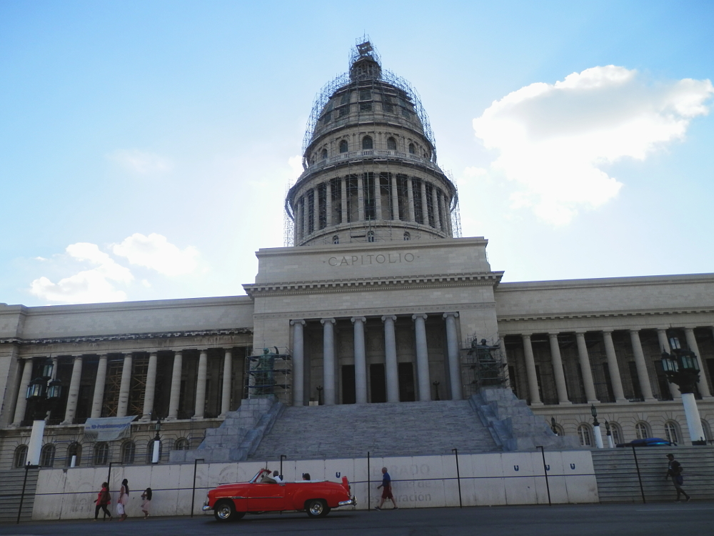 キューバ 旧国会議事堂カピトリオ